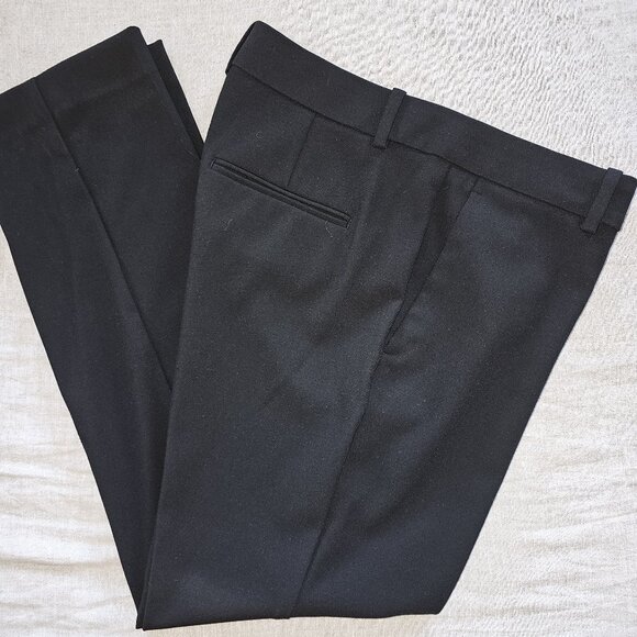 Ann Taylor Size 6P Black Tailored Ankle Pants | Petite Workwear Essential - Picture 1 of 3